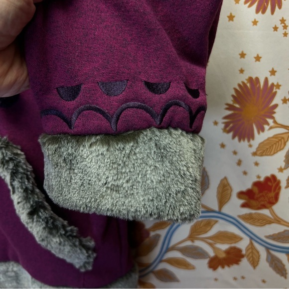 Frozen’s Ana Coat size girls XXL(14-16) - Picture 7 of 9